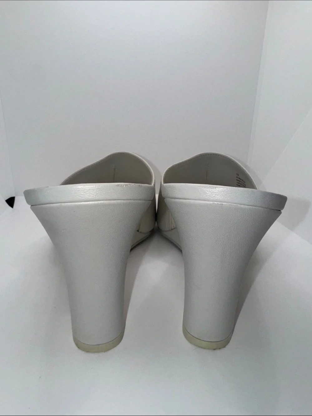 A New Day Vivi Wedge Mule Heels Women’s 10 Off-White Vegan Leather Open Toe
